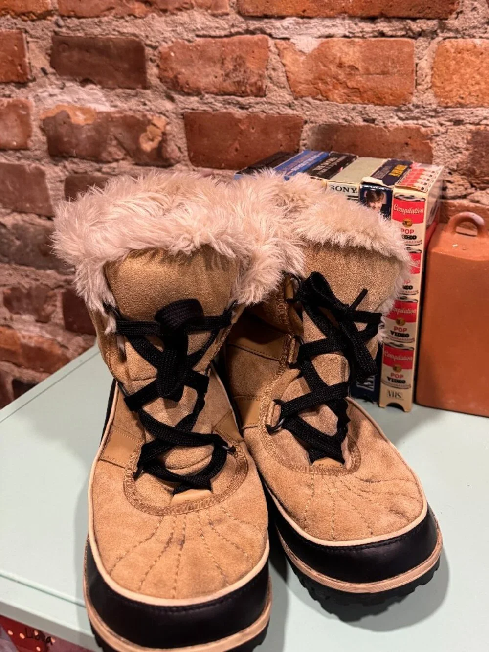 SOREL FAUX FUR LINED SNOW BOOTS